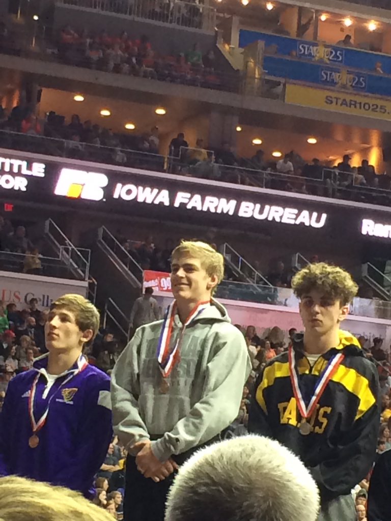 cbtjwrestling's tweet photo. Your 2017 CBJ state champion!  Midkiff!
Are you not entertained! https://t.co/XdvBQnYi79