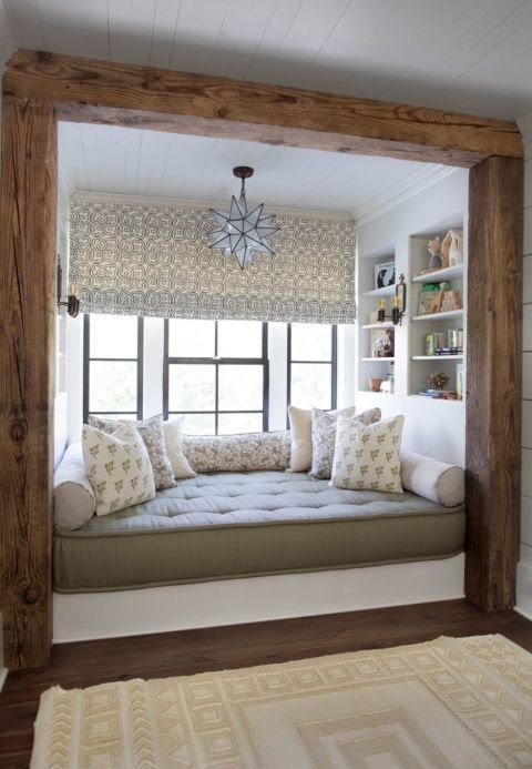 HomeChannelTV's tweet photo. Spacious window seat!  How would you spend time there?

via elle decor:  https://t.co/oa6AX2TbI8 
#windowseat #designideas #hctv https://t.co/bdxqrOUYHI