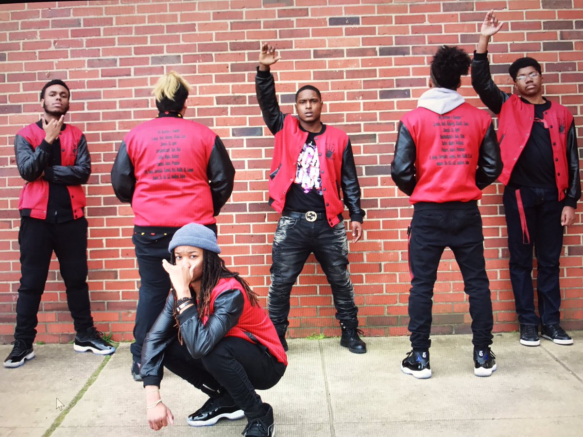 _AlphaElites's tweet photo. Can't lose a war when u got fellow #BrothersInArms💪🏾wit u #AE4L 🤙🏽All of us our bound for greatness,We da future and da real#BlackExcellence https://t.co/1coNbDTGKm