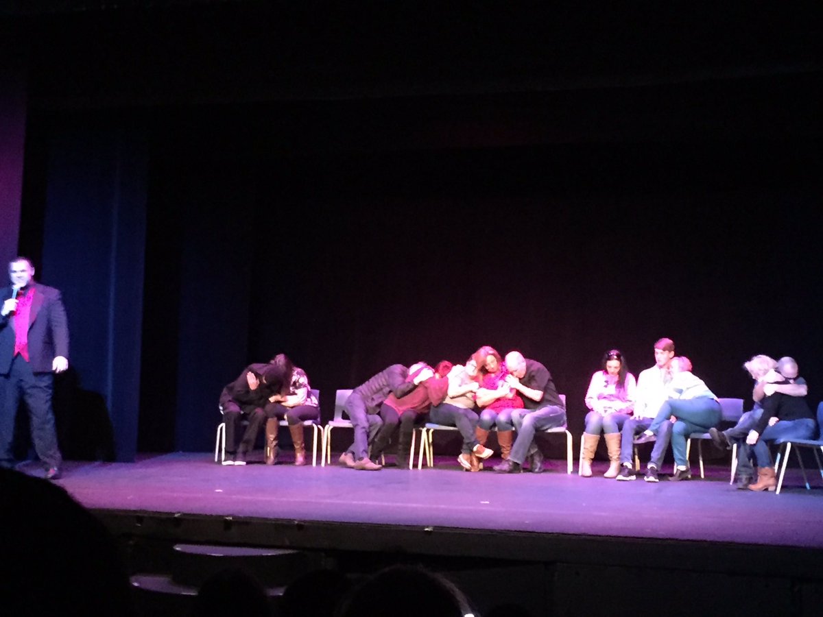 KevinNorthup's tweet photo. Great show by @HypnotistCyrus tonight at Th'YARC! Thanks for the shout out to @CJLSRadio #CyrusLive https://t.co/25STIGdzbU