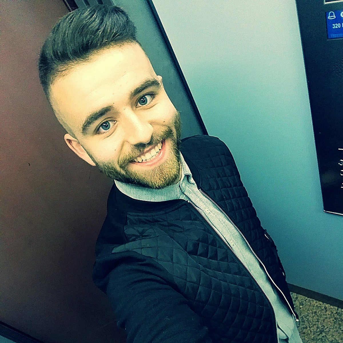 carlos5jimenez's tweet photo. #NuevaFotoDePerfil https://t.co/lH0d1148aD
