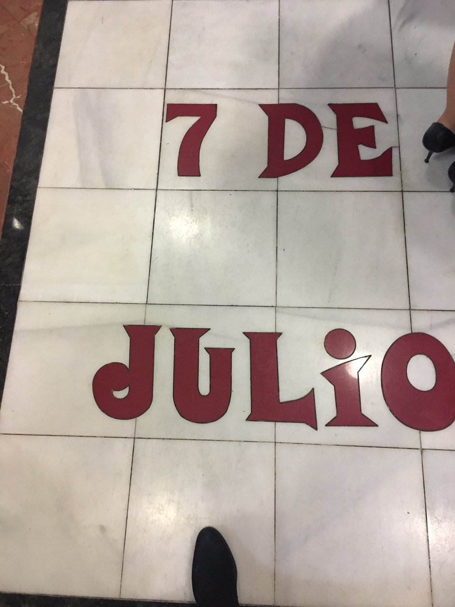 mnc_1980's tweet photo. #decenitaytal #asador7dejulio 😋😋 https://t.co/IlsQCxX0mP