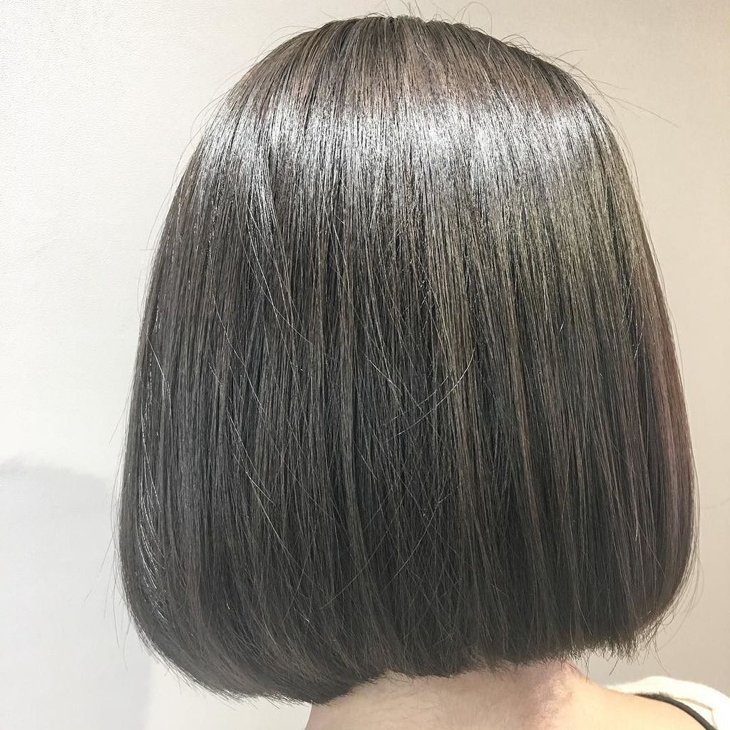 とみぃ على تويتر りほちゃんの髪 アッシュグレーですが グレーの量を少し多めに入れてるのでこういうストレートのボブでも柔らかさが出てステキです 茨城 つくば 牛久 牛久美容室 牛久カラー 牛久アッシュ ヘアスタイル ヘアカ とみぃ على تويتر りほちゃんの髪 アッシュグレーですが グレーの量を少し多めに入れてるのでこういうストレートのボブでも柔らかさが出てステキです 茨城 つくば 牛久 牛久美容室 牛久カラー 牛久アッシュ ヘアスタイル ヘアカ