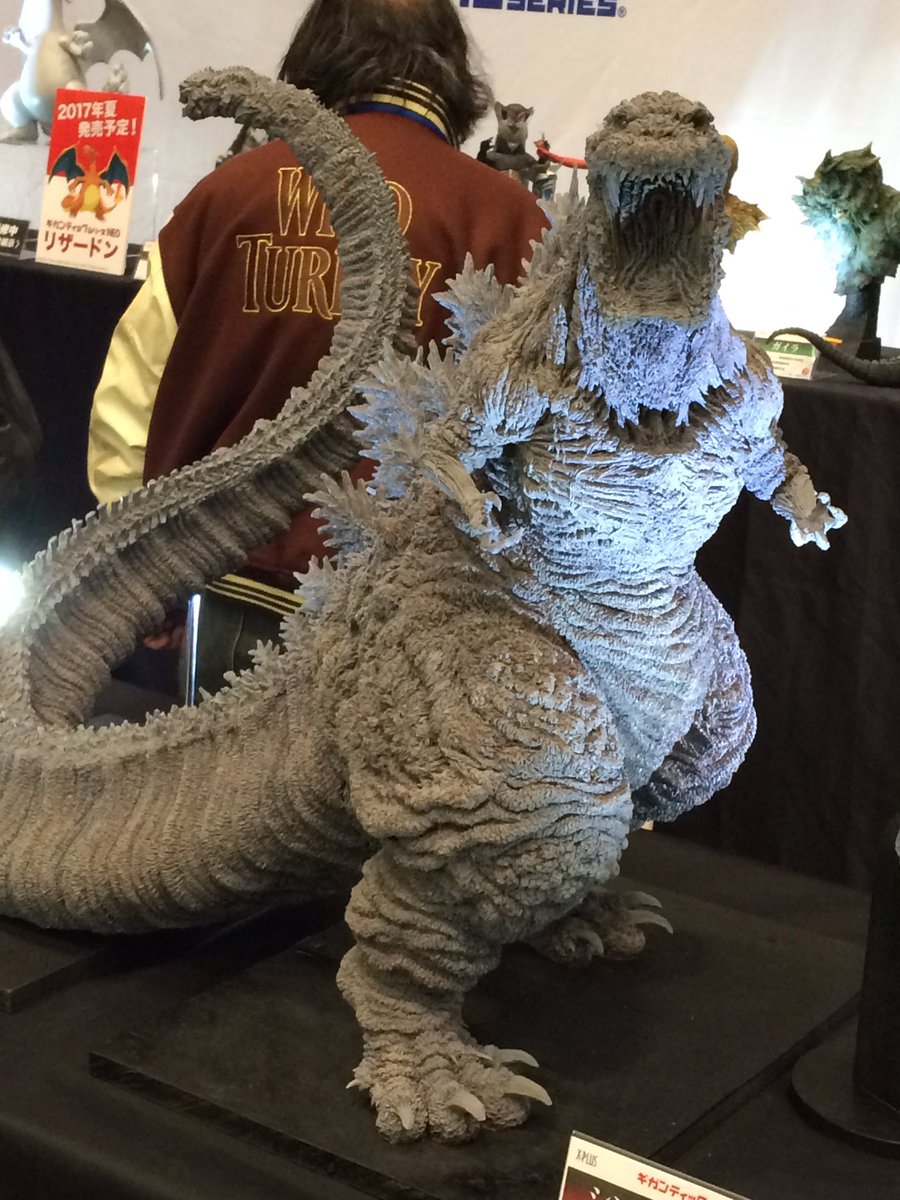 ワンフェス、エクスプラスさん卓(4-01-02)に原型を担当させていただい