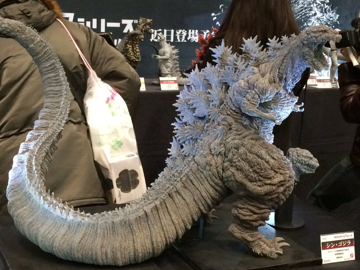 ワンフェス、エクスプラスさん卓(4-01-02)に原型を担当させていただい