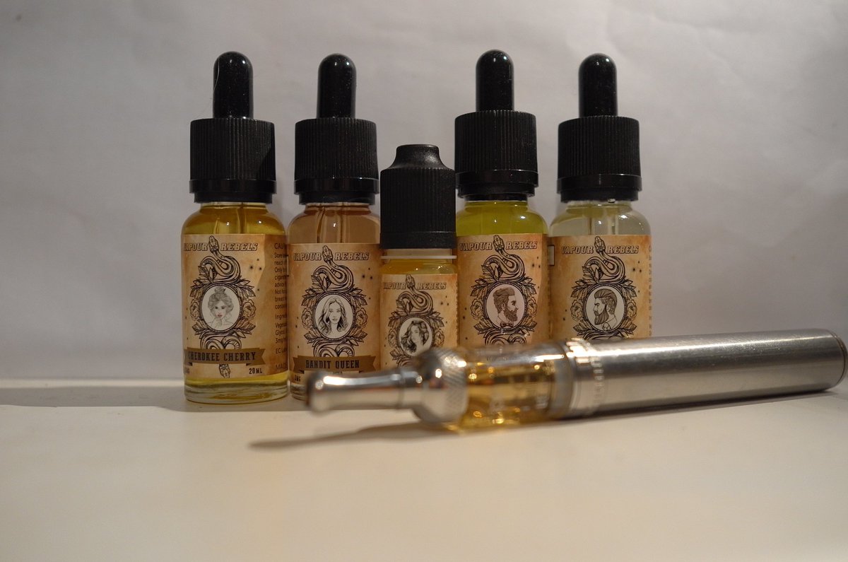 VapouRebels.co.uk - Working hard with our team of #flavorologists to come up with some of the best flavours we have ever had #VapeLife