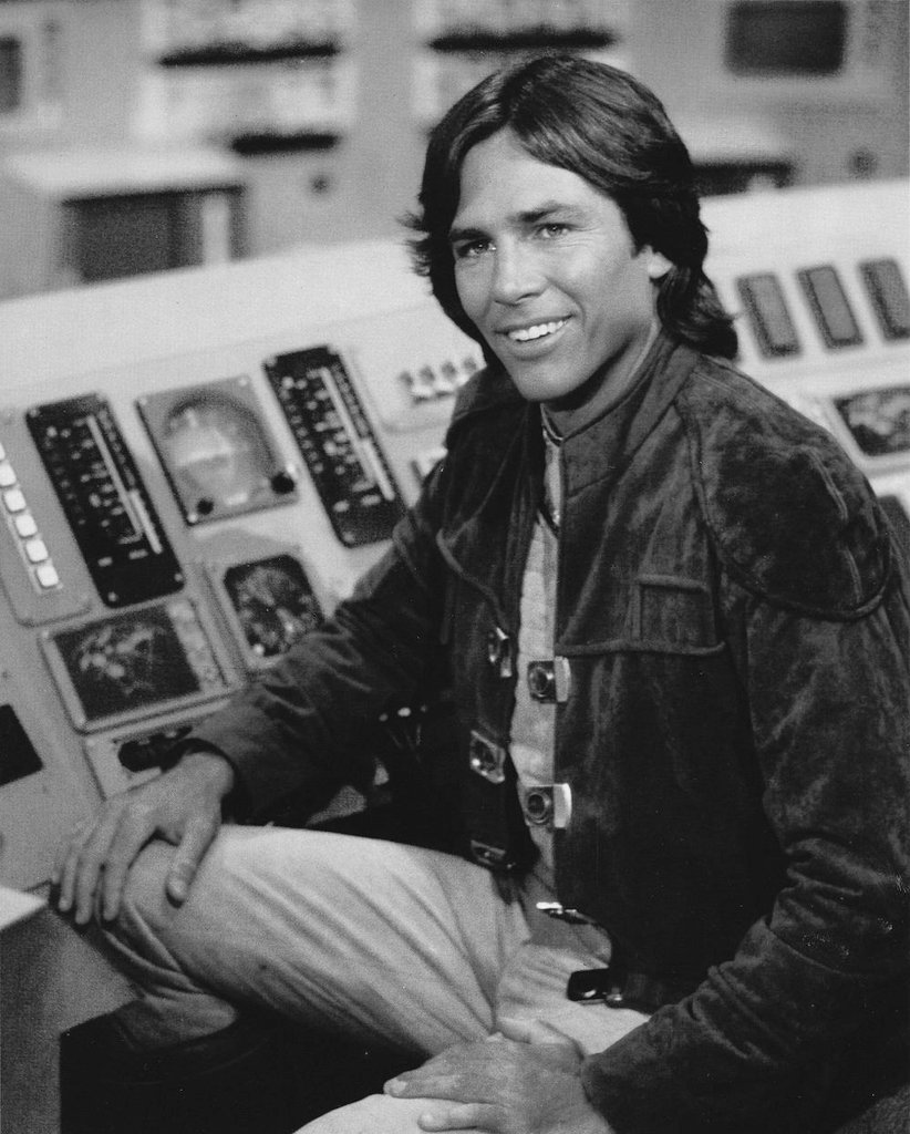 KevinDajee's tweet photo. RIP Richard Hatch #BSG would not be BSG without you! #CaptainApollo #TomZarek #BattlestarGalactica #SoSayWeAll 'So Say We All!' https://t.co/mDuCj0qeXf