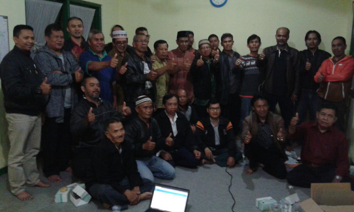 cigadung_kel's tweet photo. Rembug warga rw 10 perumusan e-musrembang tk rw #rembugwarga cc @ridwankamil @OdedMD @yossiirianto @PemumBdg @BappedaKotaBdg https://t.co/Y6rSVmGrN8