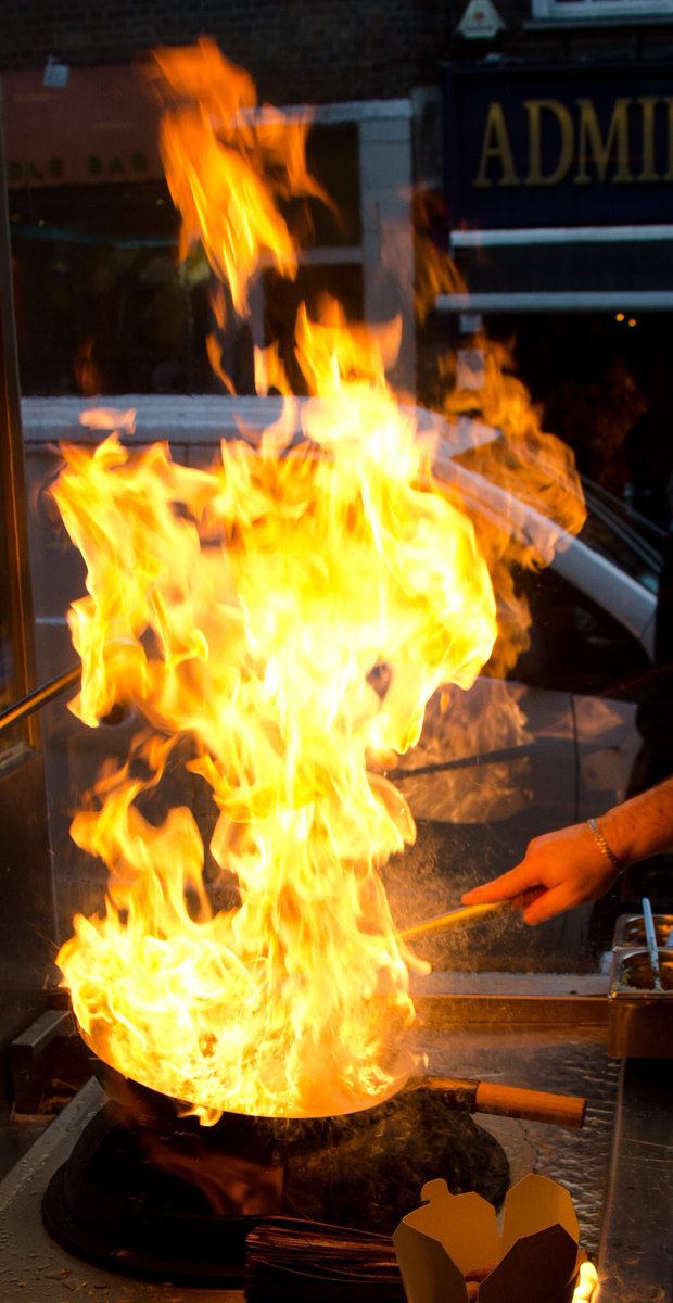 WokOnFireSoho's tweet photo. The wok is on fiiiiire! 🔥🔥🔥 Come and keep out the cold... #latenightthoughts #soho #openlate https://t.co/uU7CmoMVqB