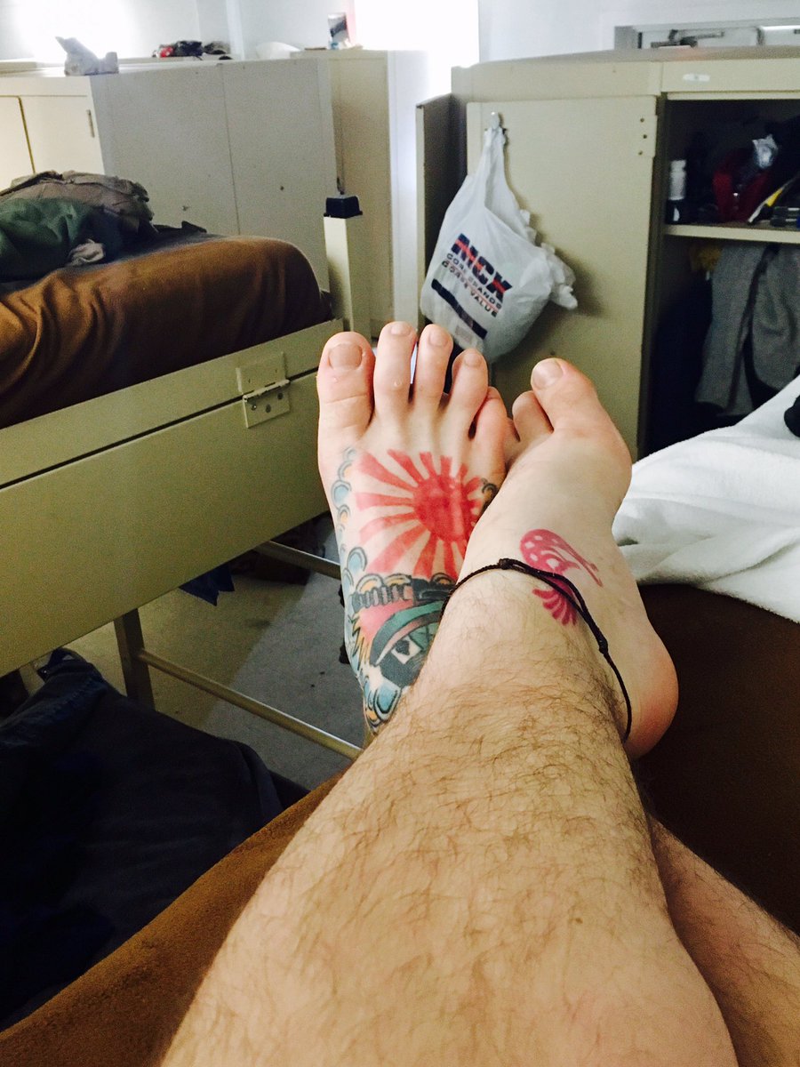 Chandelle90's tweet photo. @stephanjenkins @ThirdEyeBlind My friend Jerrod's (on the left) ink! He's one of your biggest fans. #TattooOfTheSun #RedSummerSun https://t.co/bcl5K588pX