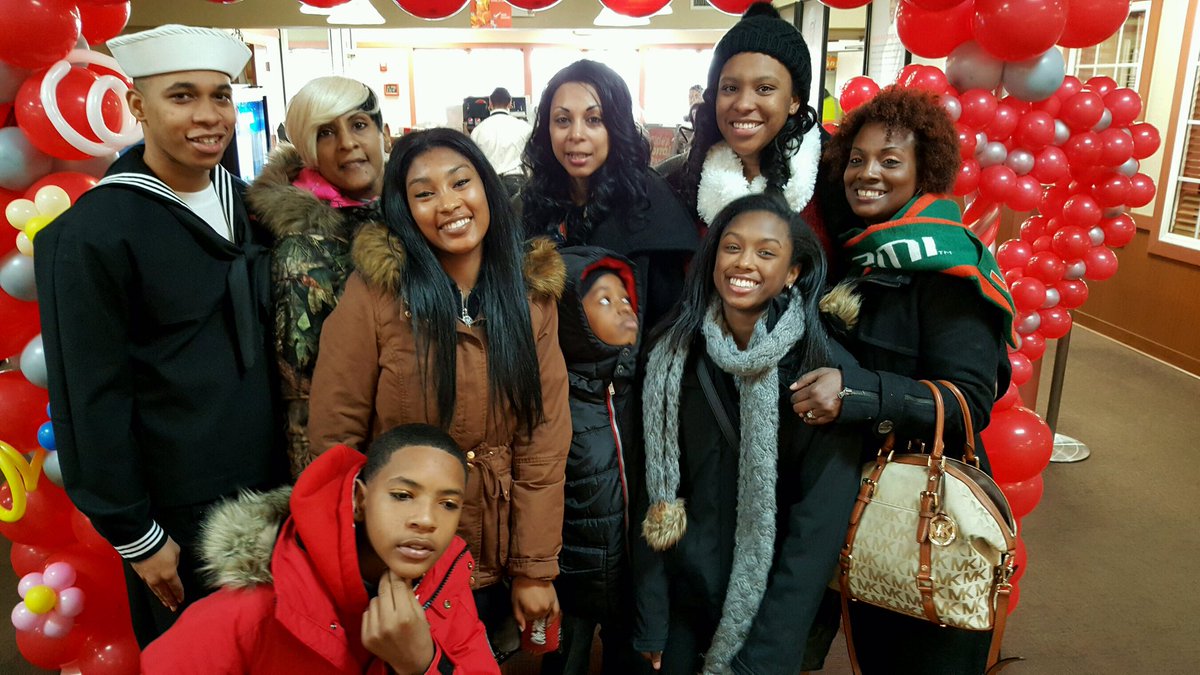 bellelvin7's tweet photo. Bell Family!!! God is Good!!! https://t.co/3JTdZfD4bM