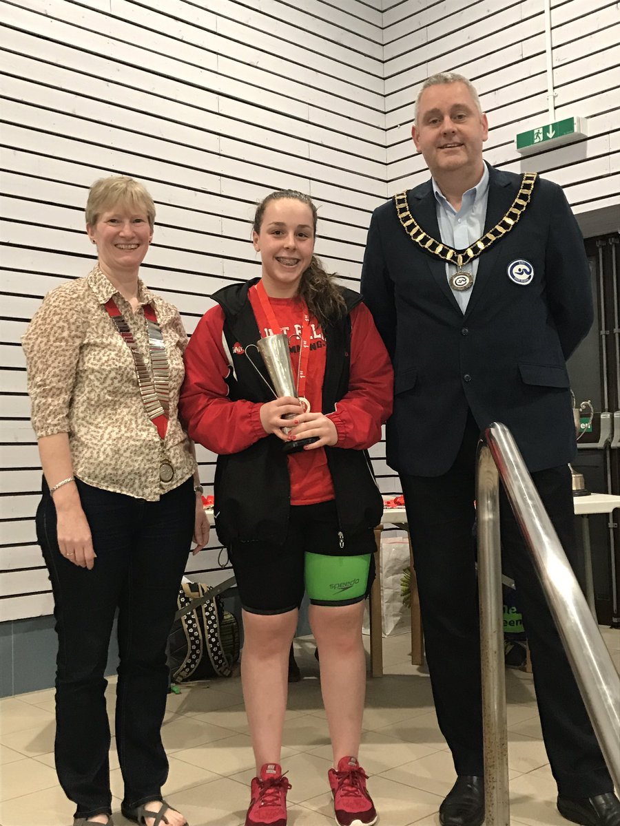 Stfelixswimming's tweet image. Session 5 all done - Katy won the Overall + 15yrs 200m Butterfly in a 5sec PB! Well done! #teamstfelix