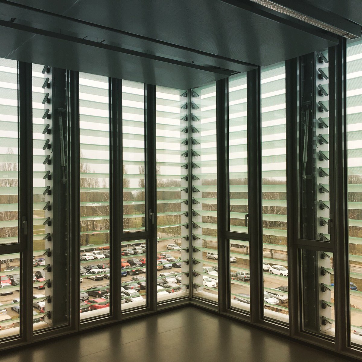 cabarchitectes's tweet photo. Ce #weekend balade dans l'#ENSAE : Un bureau d'angle ouvert sur le #paysage
#teamarchi #cabarchitectes #GRANDPARIS @ENSAE_Paristech https://t.co/ma4RLKzL4m