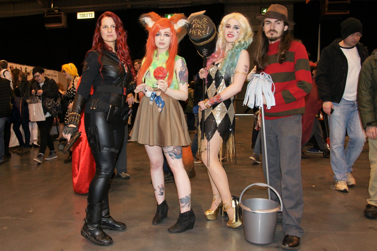 rob30303's tweet photo. MCM Comic Con Telford pics #mcmMID17 @MCMComicCon https://t.co/fzuuKTj62r