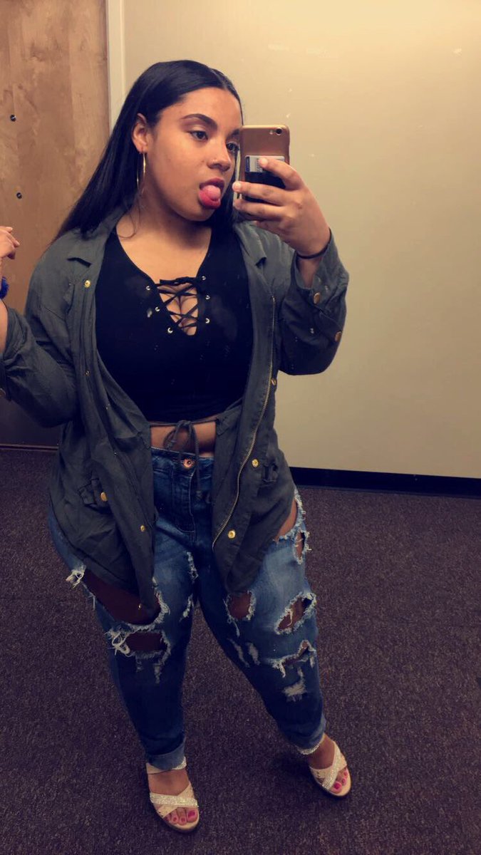 ChaunMonet's tweet photo. #bigfinemagic https://t.co/4Kez8wRa4v