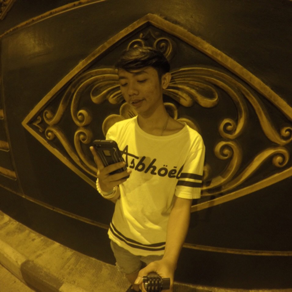 Did you miss me? I'm here! #BIGOLIVE > Konsul tasi merapat.  web.live.bigo.sg/2109469530_780…