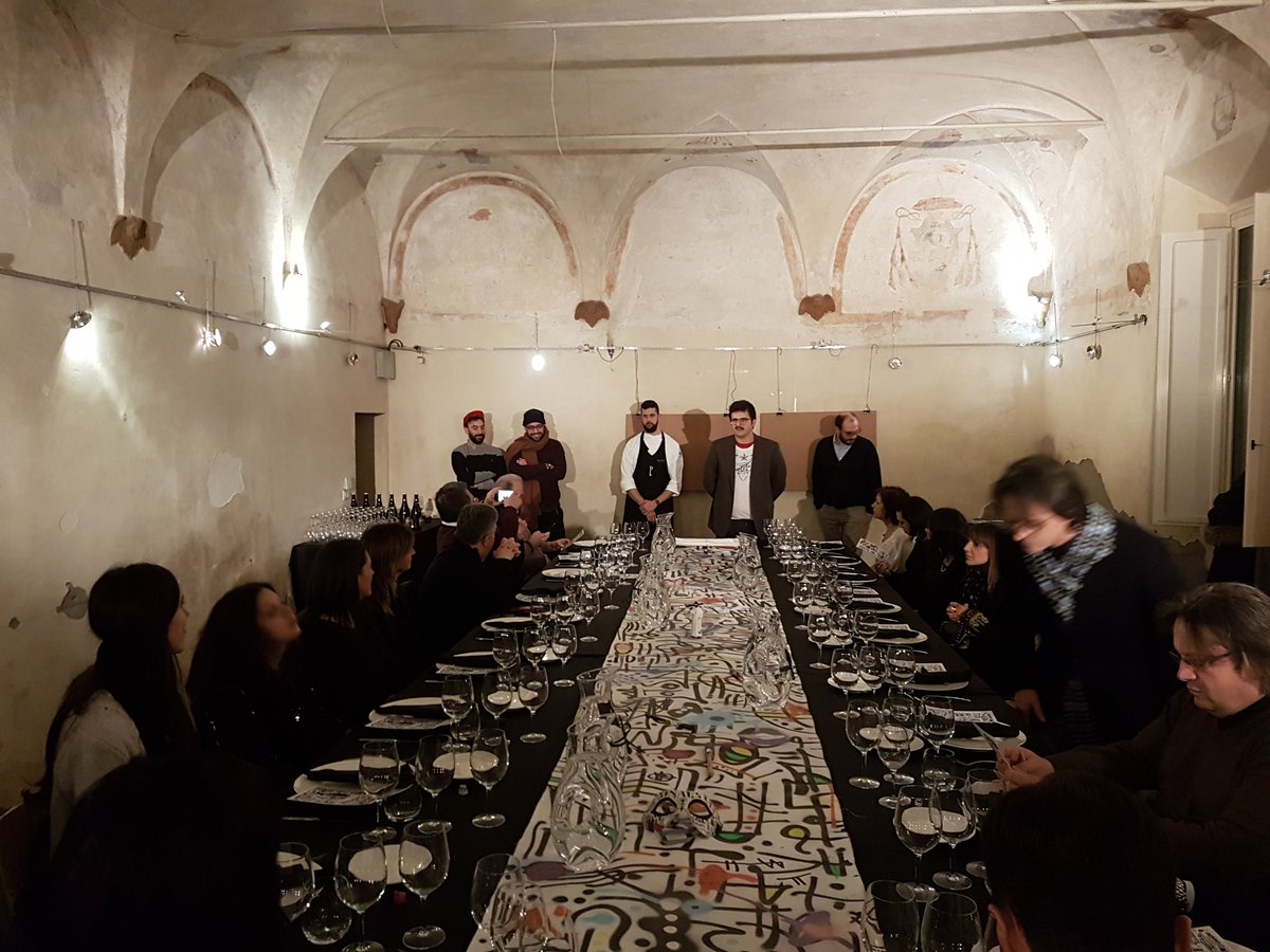 La tavola completa. Allestimemto a curea di <a href="/pierpaolo1939/">this is Yobi</a> per Agenda Pappa