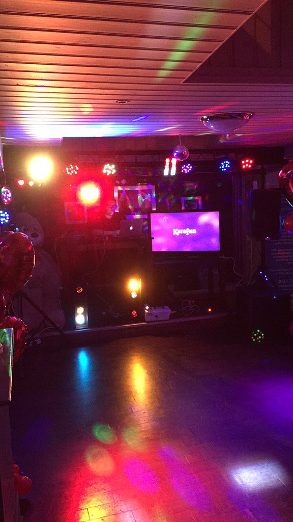 We're down at <a href="/TwoTubsInn/">TwoTubsPub</a> ready for a night of Karaoke and disco! So get on your glad rags and join us!