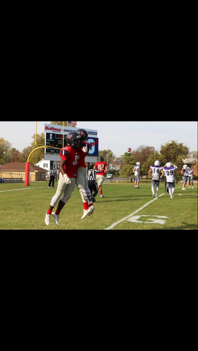 In10wetrust_'s tweet photo. Blessed to receive my first offer from MacMurray College .🙏🏾 🔴🔵 #Higlanders https://t.co/EbalqAj1VT