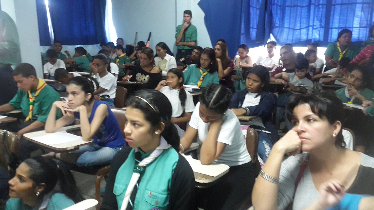 mbastidas65's tweet photo. Los Scauts Porteños atentos al taller en materia de Lopnna dictado por @cmdnapc segun lineamientos de Alcalde @jcbu72 https://t.co/yFMXkXcDNk