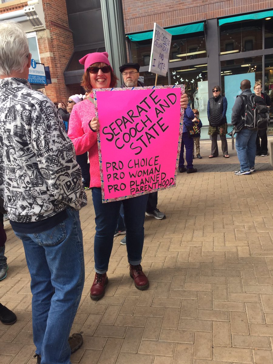 acurrydish's tweet photo. #IStandWithPP #PlannedParenthood https://t.co/FdL7ID309h