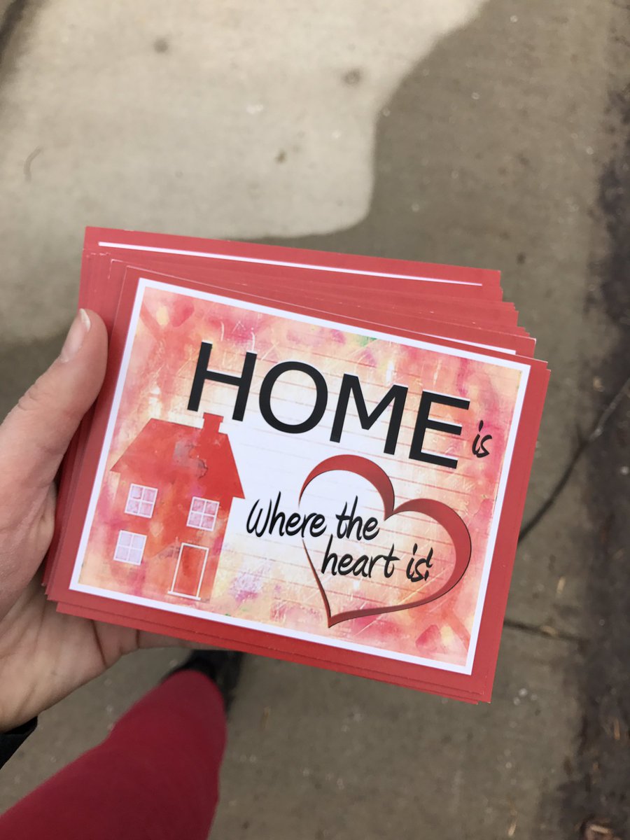 ISELLStThomas's tweet photo. Beautiful day to deliver 200 postcards to my neighbours #ISellStThomas #RLPtriland  Home is Where the Heart is ❤ https://t.co/n0fL1axyGX