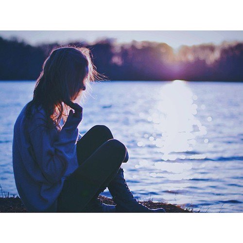 itsagirlgame's tweet photo. Girls born in December:
- love to go on car rides
- sometimes they need to be alone
- there is no limits for their dreams https://t.co/Er0WHVSHkO