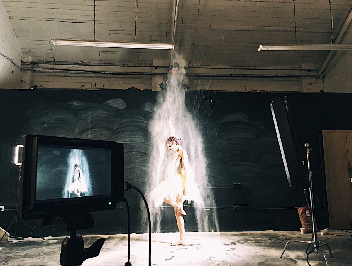 thisiscomix's tweet photo. Amazing shoot today! #visualsbyComix https://t.co/Xc4G9efjKm