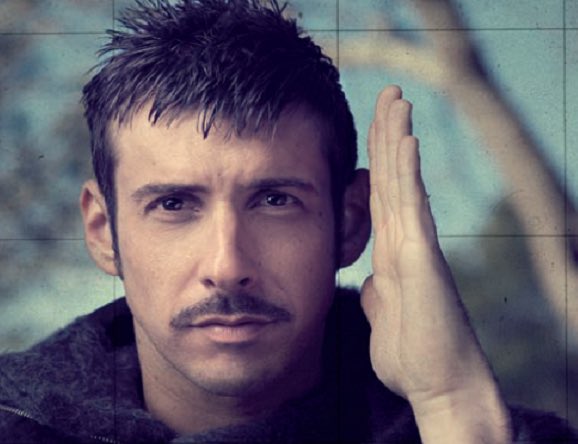 analauraribas6's tweet photo. Non mi interessa come, voglio #Gabbani su podium di #sanremo2017 @frankgabbani https://t.co/y7Y2sGSO5a