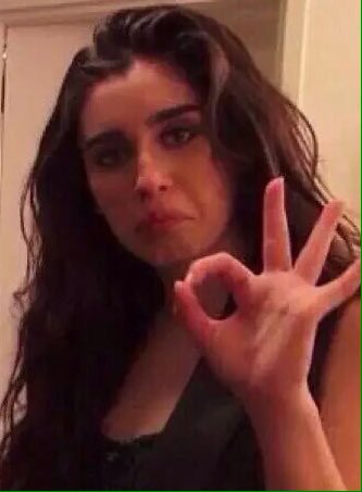 JAUREGZORRAS's tweet photo. @LaurenJauregui https://t.co/aSpZnyg92O