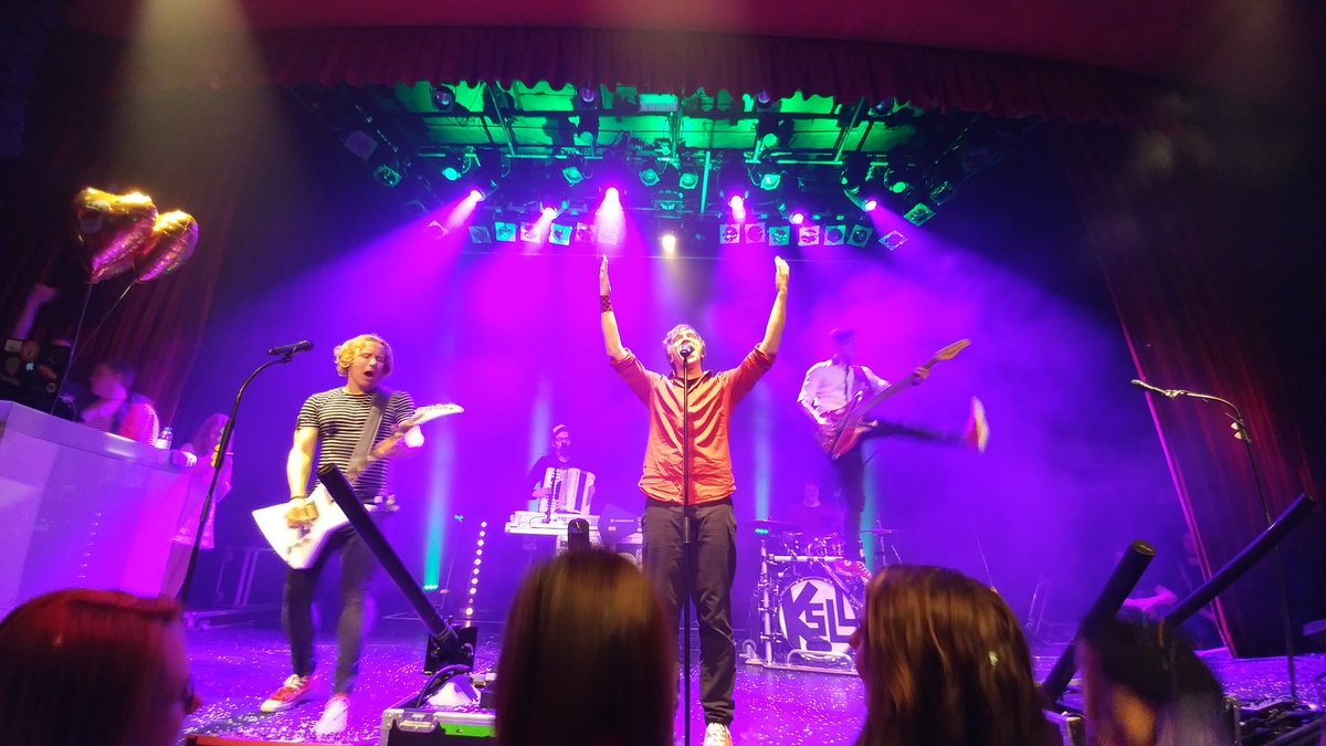 SarahSe85's tweet photo. @Kasallamusik Ach wisst ihr... das beste Horsd’œuvre ever! 🎉 https://t.co/q9U3EyMO37