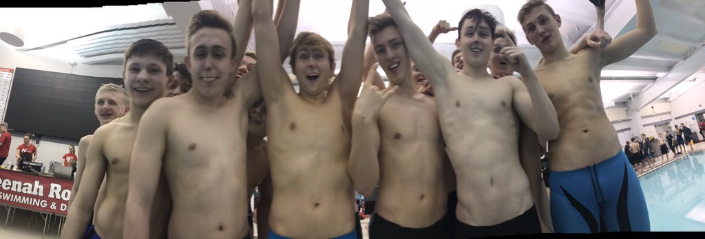 BP_Boys_Swim's tweet image. 🏆Bay Port wins sectionals!!🏆