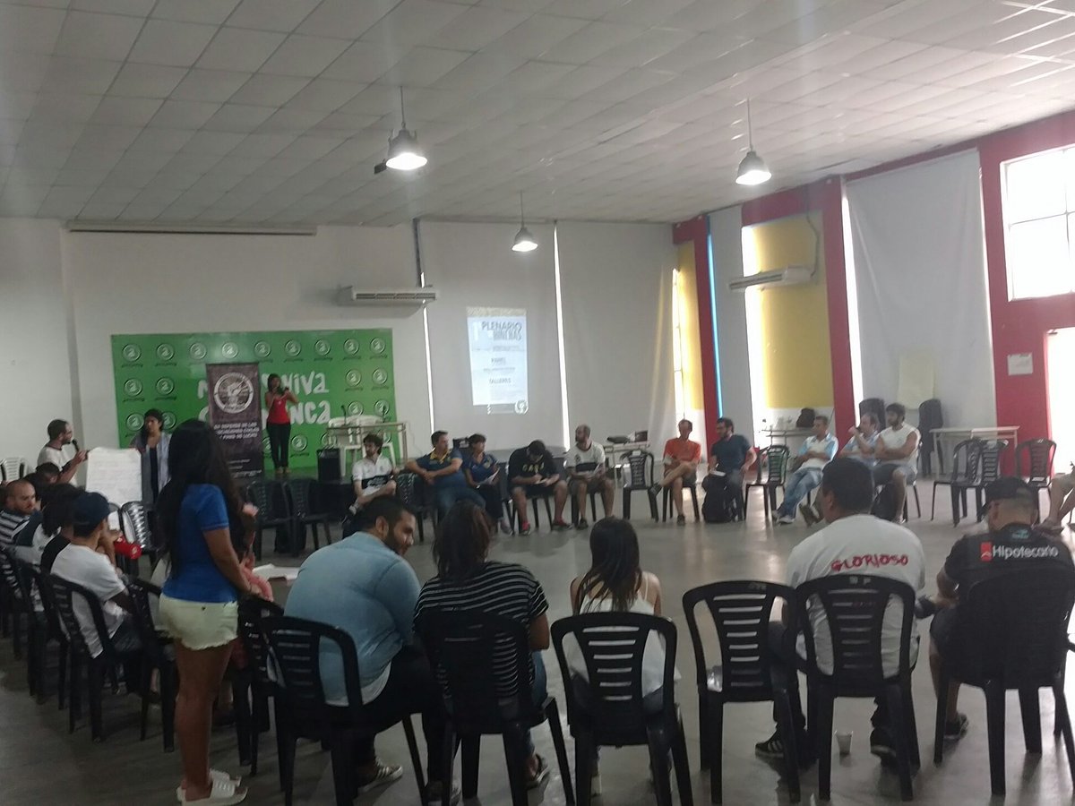 CoordDeHinchas's tweet photo. Momento de cierre para el Primer Plenario de Hinchas en la @UNDAVOFICIAL. Contamos los temas tratados en cada Comisión. #NoALasSAD https://t.co/PyzrkNopN4
