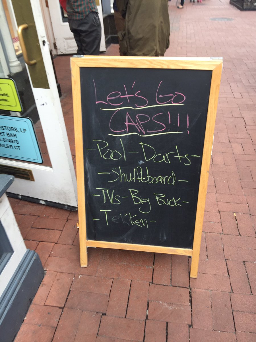 I_Blank_You's tweet photo. 4th stop @rocketbardc #CapsOnTap #CapsDucks @Capitals @Capsfan8914 @CapsSTM @budweiser @NoVa_Caps @WDCCapsFan #bartour @Capitals #drinks4all https://t.co/dVbt8bNjuE