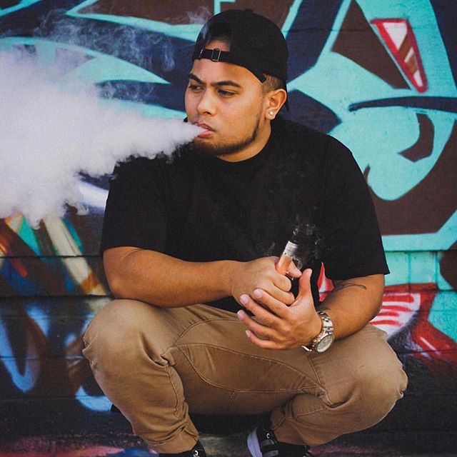 ThePackageGroup's tweet photo. RT @bagavape, https://t.co/1YCDV5k5yB - 15% Off Code INSTAGRAM15 #ABillionLives #MadeinAmerica #SmokingisDead #ecigs #vapeporn #... https://t.co/ObiMEEhbSR