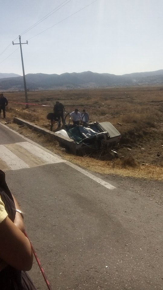TimilpanMexico's tweet photo. Muere en un trágico accidente nuestro parroco Abraham Huitron, descanse en paz  #Timilpan https://t.co/6IDLDr9UI7