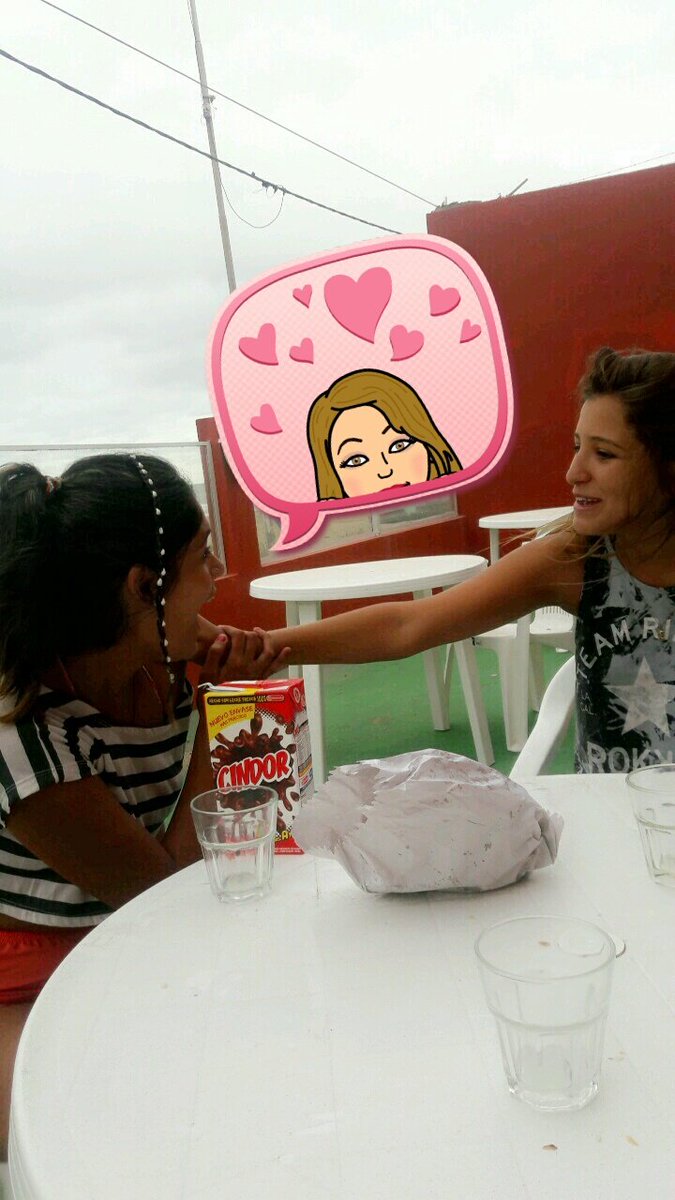 CanoSolcito's tweet photo. Unas gordas me visitan💖🐚🐙 https://t.co/tqwYyzYa2h