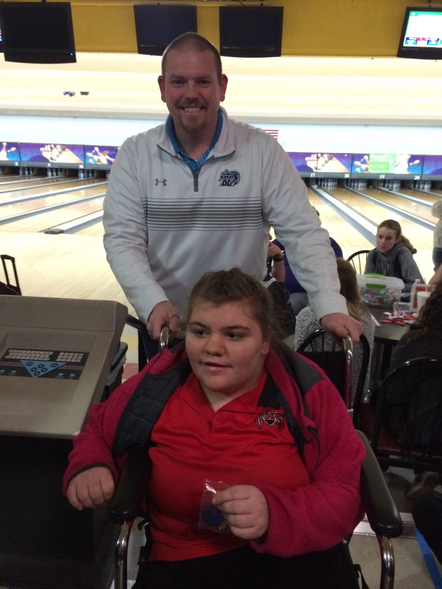 Triads Chenoa Stokes qualified for IHSA State today in the wheelchair division! Pictured with Belleville East AD Mark Larsen #triadproud
