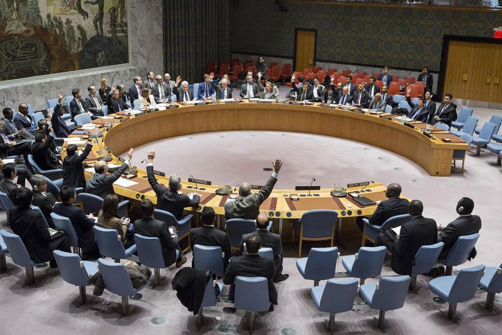 UN_News_Centre's tweet photo. .@UN #SecurityCouncil strongly condemns continued fighting in #SouthSudan https://t.co/wEN8ODMd0Q https://t.co/r40AleGi7y