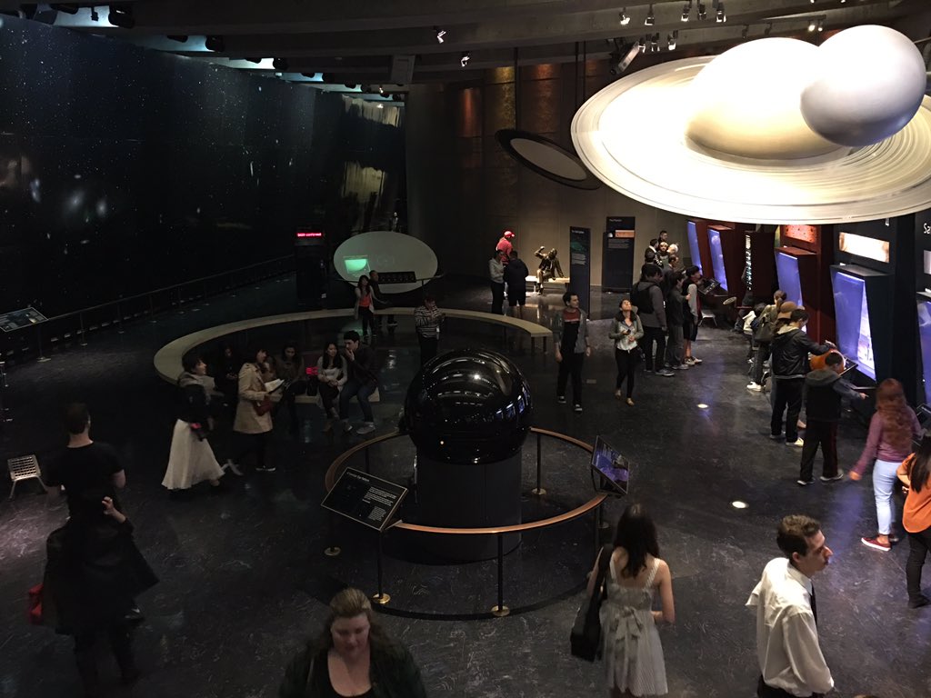 SimuLiu's tweet image. Today for date night: an overwhelming sense of existential angst regarding our relative insignificance in the cosmic universe #ValentinesDay