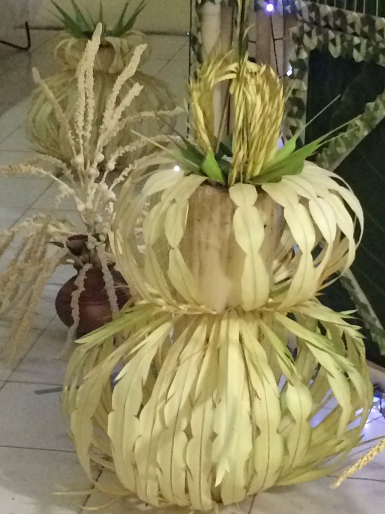 Waranbros_inc's tweet image. Something Special our brothers functions. #HandCraft #Pirith #SriLanka