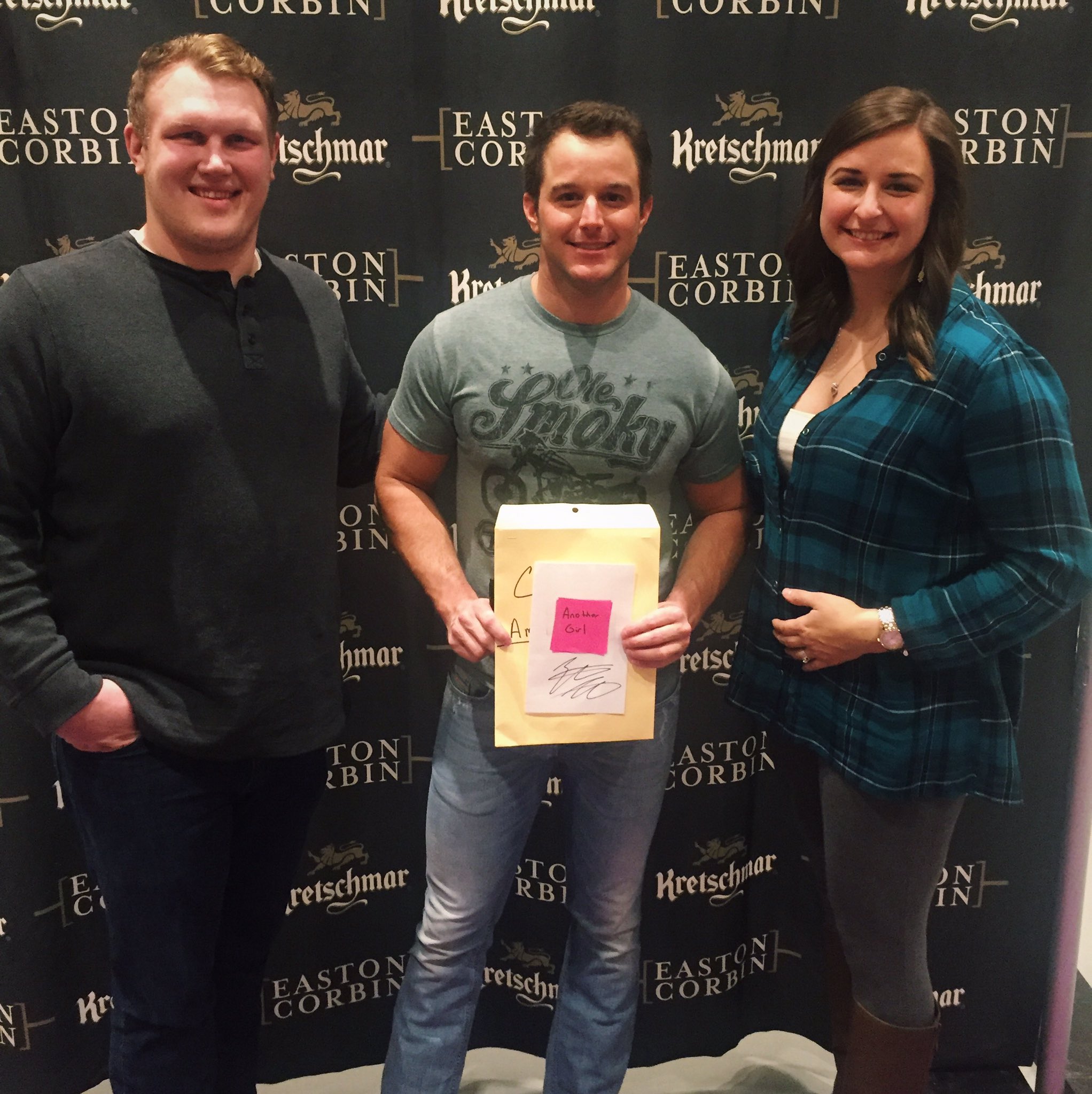 Easton Corbin on X: "Got to help this guy surprise his wife with their  gender reveal ON STAGE! It's a GIRL!! Congrats, Cory & Amanda!  https://t.co/dgQpMbmG4d" / X