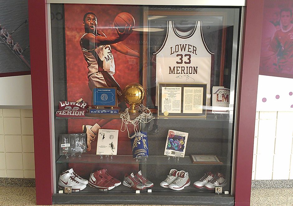 SneakerNews's tweet image. A bunch of Kobe PEs were stolen from the Black Mamba's High School snkrne.ws/2kFaZyW