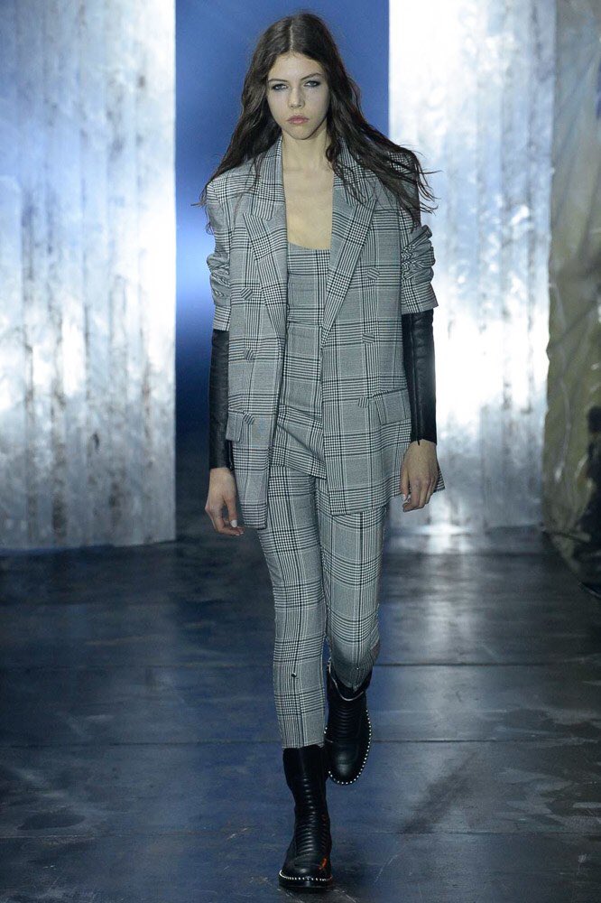 UrStyleBluprint's tweet photo. Real inspiration from @AlexanderWangNY thank you! #NYFW2017 https://t.co/M6RwZbBkCu