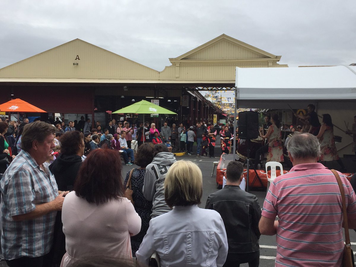 garyleecious's tweet image. Last day of the @cnymelbourne festival. It's all happening at Queen Victoria Market! @SahilPassionLyf @MrFoolz @multiculturevic @EducaTeresa