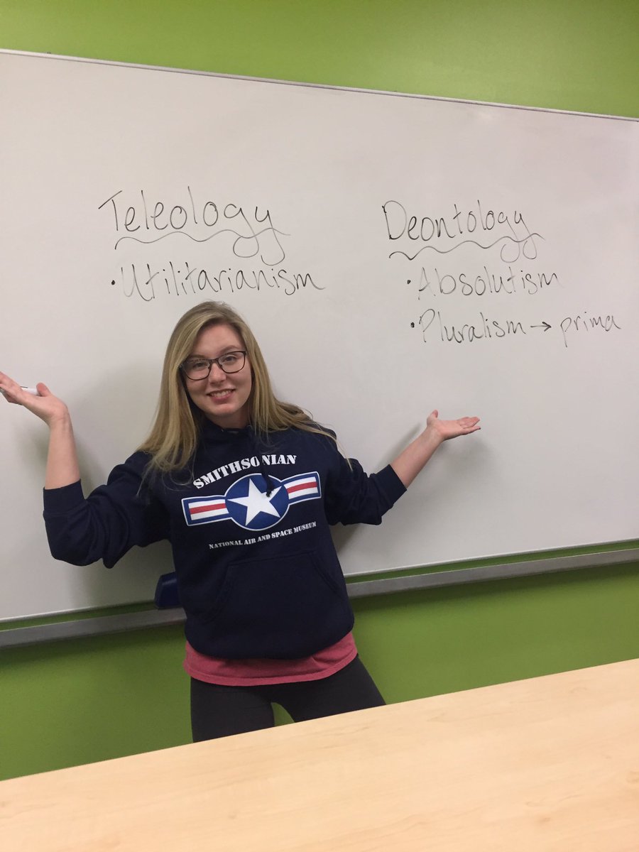 gabirami16's tweet photo. Collab rooms make studying for Dr. McCracken's class waaaay easier! #jmc367 https://t.co/sMf14RfkJL