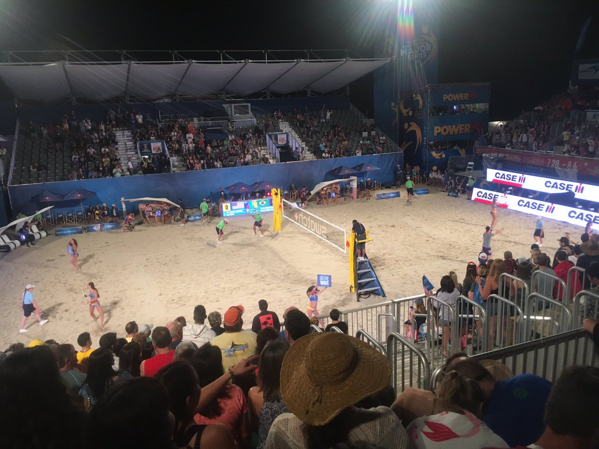 OutdoorsCook's tweet photo. Watching women's volleyball on the beach. Awesome night https://t.co/OXPrUSaP05