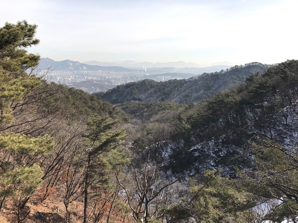 kjun1224's tweet photo. 우이동 도선사에서...... https://t.co/MCoFvWBvBM