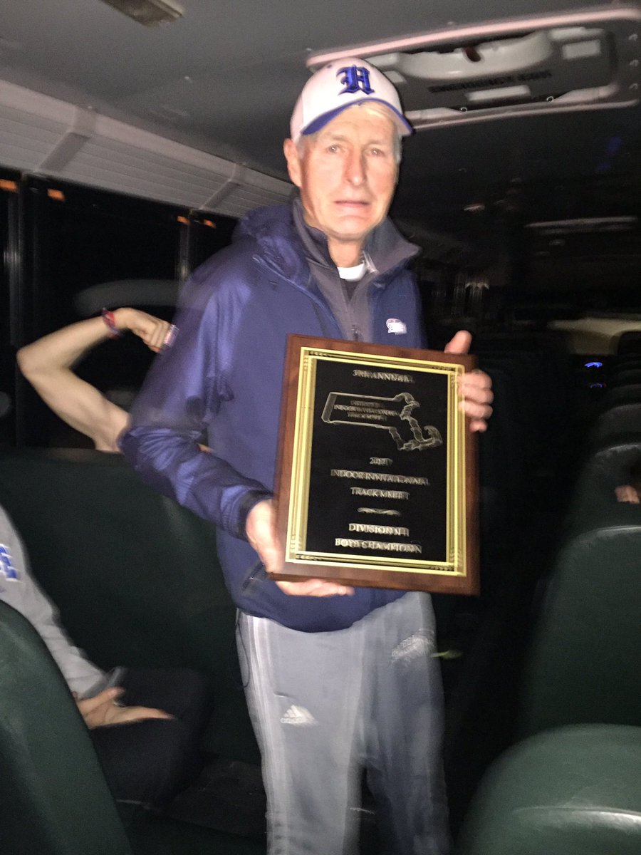 Hopedale_TC's tweet photo. Hopedale High School's first ever Indoor Track District Championship Title 🏆🏅🥇🏆🏅🥇#diditinnewpittsburgh https://t.co/hX4cZv7UEI