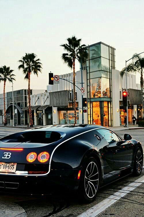badasserry's tweet photo. @Bugatti https://t.co/YpiQ8KvZo1